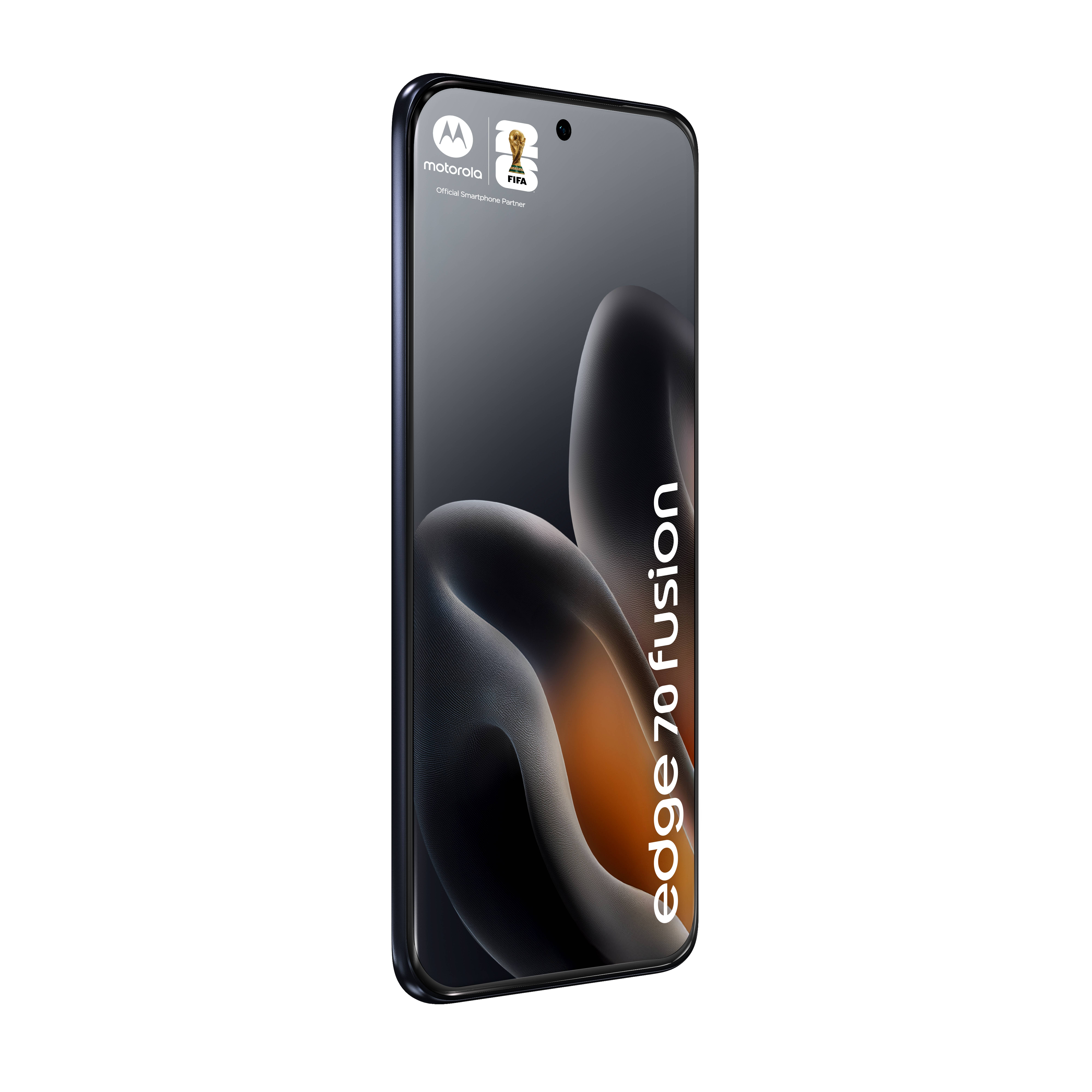 Motorola Edge 70 Fusion Smartphone in einer schwarzen, frontal ausgerichteten Werbeabbildung mit einem dunklen abstrakten Hintergrundbild.