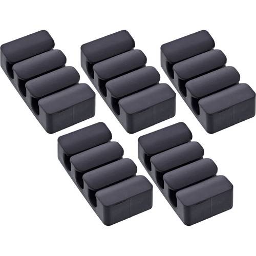 Schwarze Kabelclips in Vierergruppen, entworfen zur Ordnung und sicheren Befestigung von Kabeln auf dem Schreibtisch oder an der Wand.