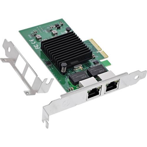 Eine grüne Netzwerkadapterkarte mit zwei Ethernet-Anschlüssen, schwarzem Kühlkörper und angebrachten Metallhalterungen für die Installation.