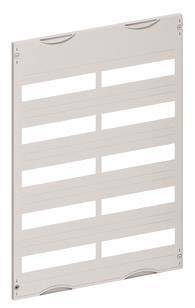 Eine weiße Metallventilabdeckung mit einem rechteckigen Gittermuster, die für Belüftungszwecke konzipiert ist, wird vor einem schlichten Hintergrund gezeigt.