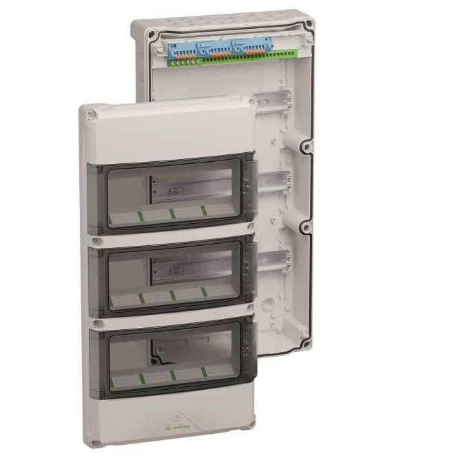 Ein an der Decke montierter Projektor mit weißem und grauem Design, mit sichtbarer Belüftung und Objektiv, der zur Projektion von Bildern oder Videos verwendet wird.