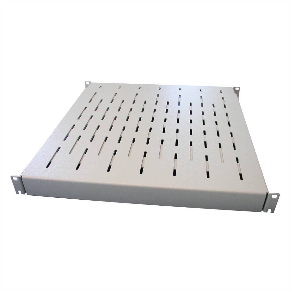 Weiße belüftete Metallserverrack-Ablage mit Montageklammern, aus einer angewinkelten Perspektive betrachtet.