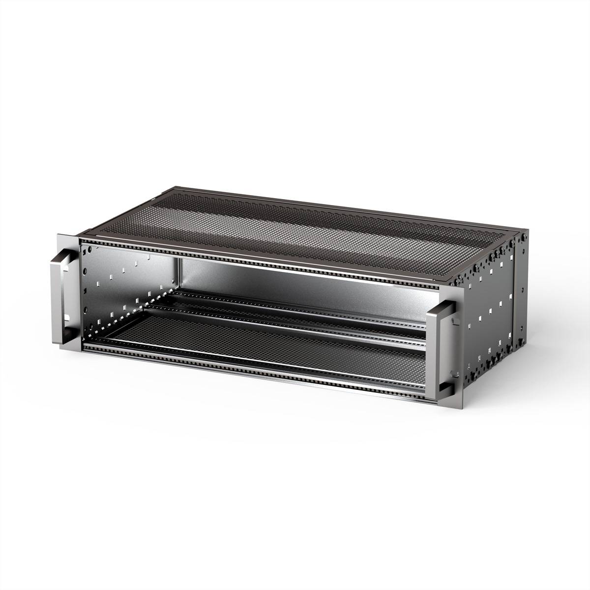 Metallisches offenes Rack-Gehäuse mit perforiertem Design, geeignet zur Lagerung elektronischer Geräte oder Komponenten, von vorne betrachtet.