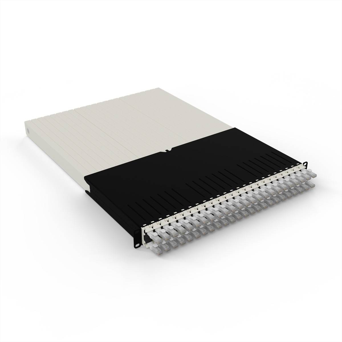 Ein weiß-schwarzes Glasfaser-Patchpanel mit zahlreichen Anschlüssen, das für Netzwerkverbindungen konzipiert ist, vor einem einfachen Hintergrund dargestellt.