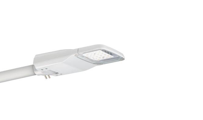Ein modernes weißes LED-Straßenlicht mit schlankem, rechteckigem Design, nach unten geneigt, das sein Feld mit kleinen LED-Leuchten zur Schau stellt.