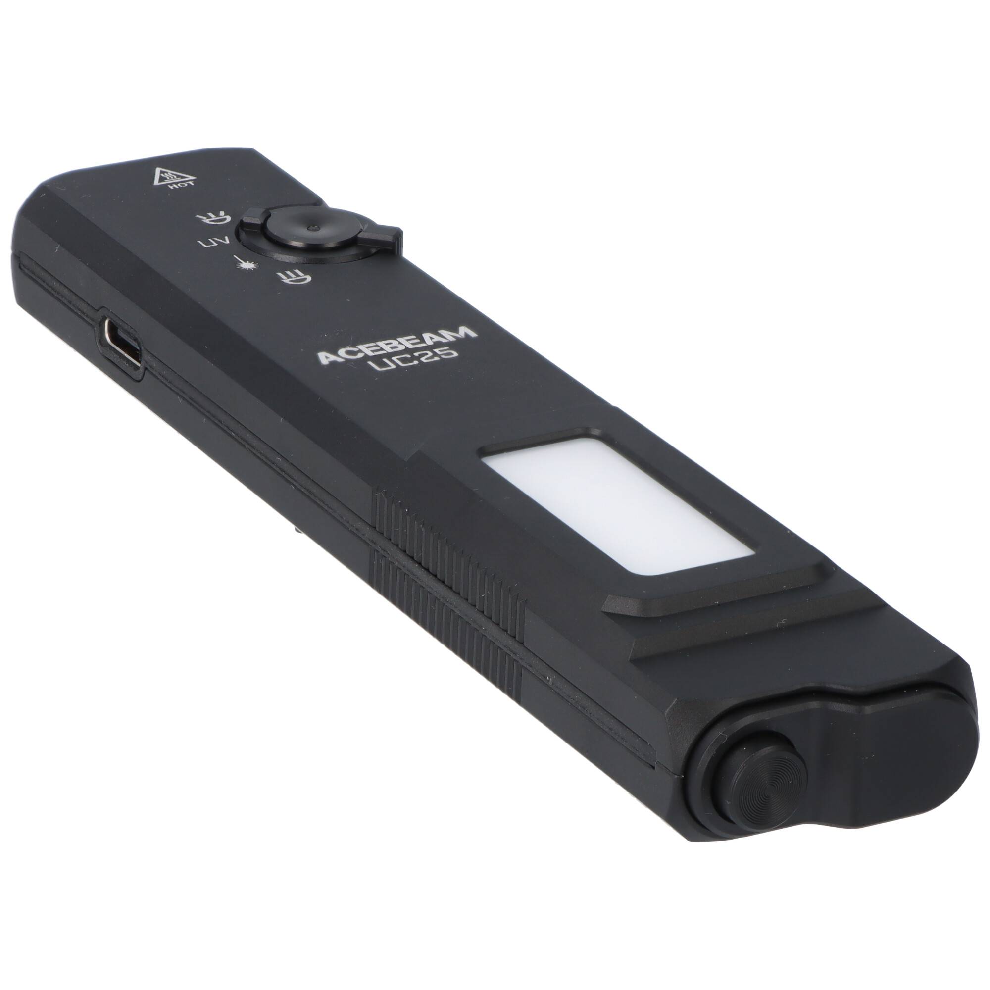 Eine elegante, schwarze, rechteckige Taschenlampe mit der Aufschrift 