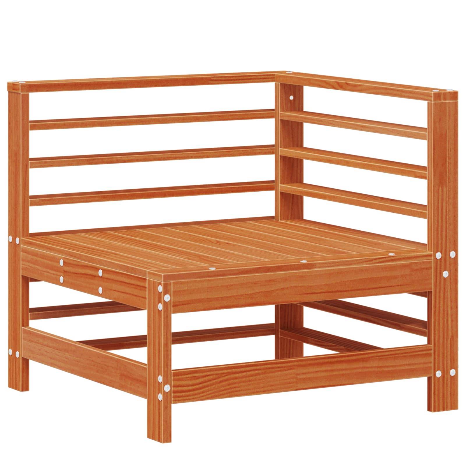 Holzeckenstuhlrahmen mit horizontalen Latten, ohne Sitzkissen. Einfaches, modernes Design, das sich für den Innen- oder Außenbereich eignet.