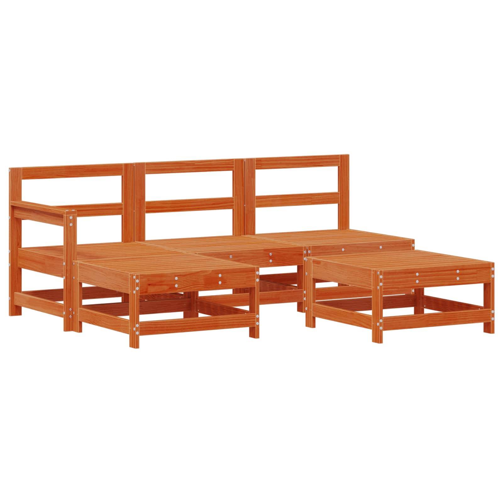 Modulares Holzsofaset mit zwei passenden Tischen, mit modernem Design und natürlicher Holzoberfläche. Geeignet für Außenterrassen.