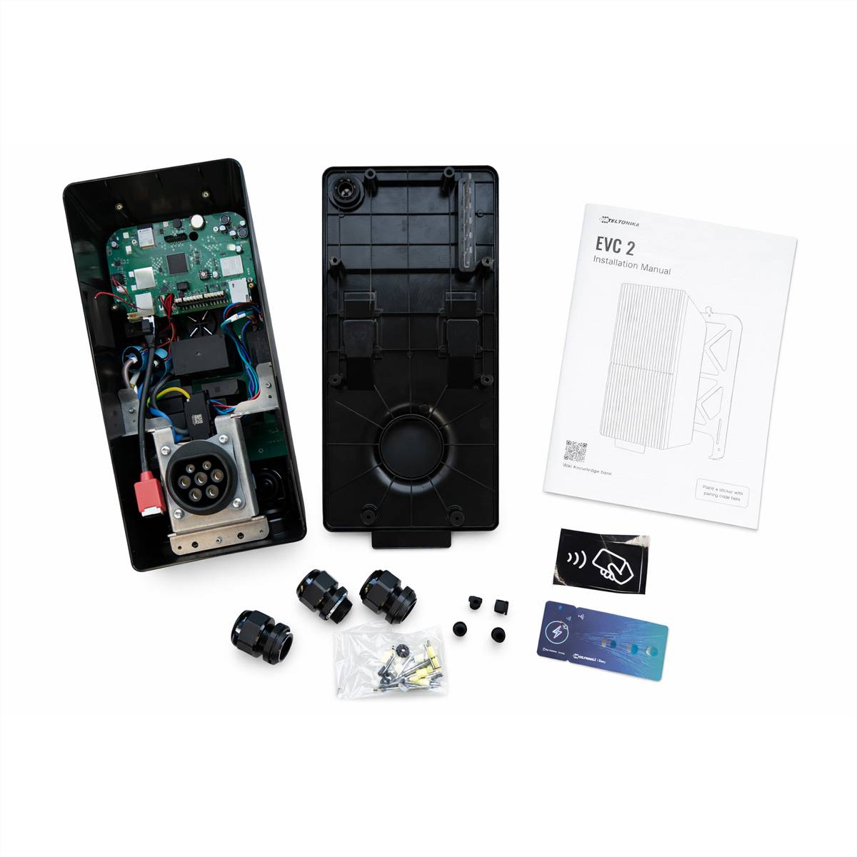Komponenten des Elektrofahrzeug-Ladegeräts im auseinander genommenen Zustand: Leiterplatte, Kabel und Anschlüsse. Enthält 'EVC 2 Bedienungsanleitung'.