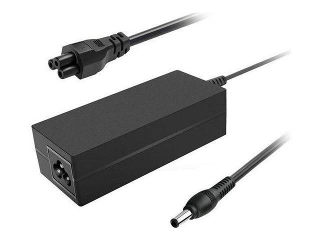 Schwarzer Laptop-Netzteil mit angebrachtem Kabel, zeigt den rechteckigen Stromadapter und Steckerverbindungen auf weißem Hintergrund.