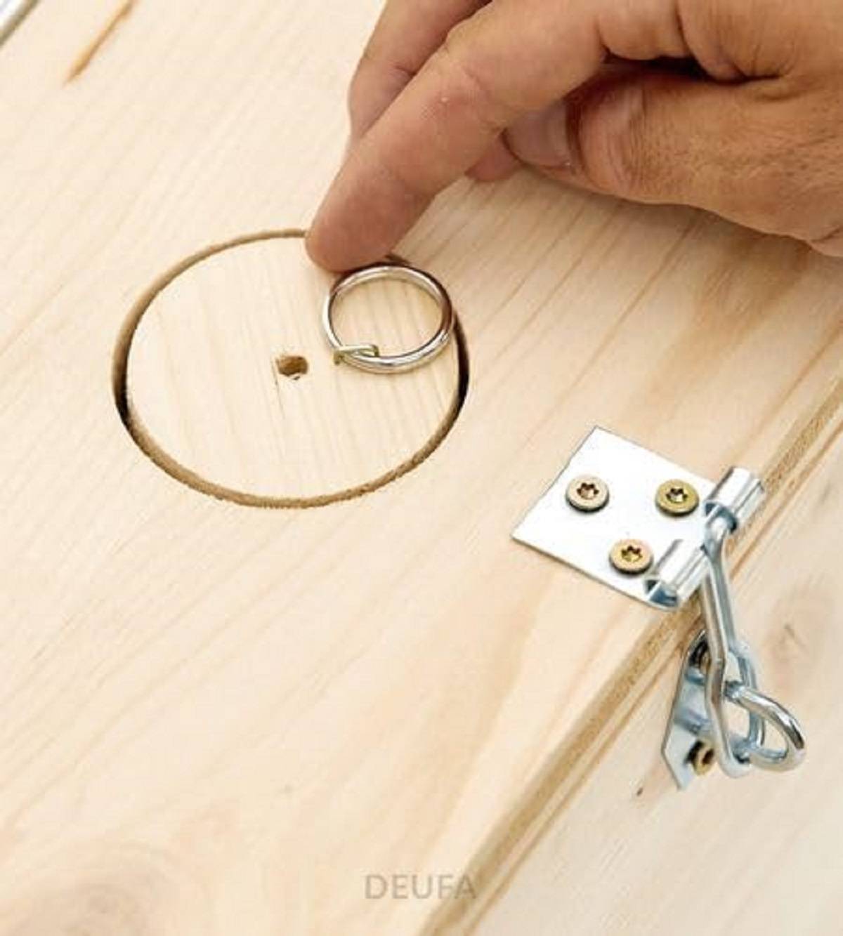 Neustanlo - Holzkastenfalle für Marder - zum schonenden Lebendfang von Mardern, Iltis und Katzen - ohne Schlagkraft - aus hochwertigen Fichtenholz