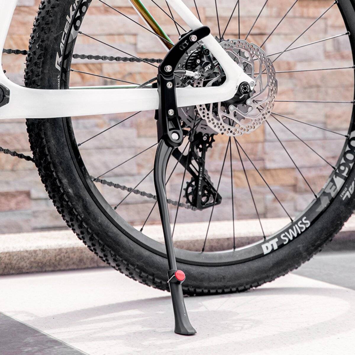 Wozinsky WSR-01 verstellbarer Fahrradständer 24 bis 29 Zoll Aluminium Schwarz