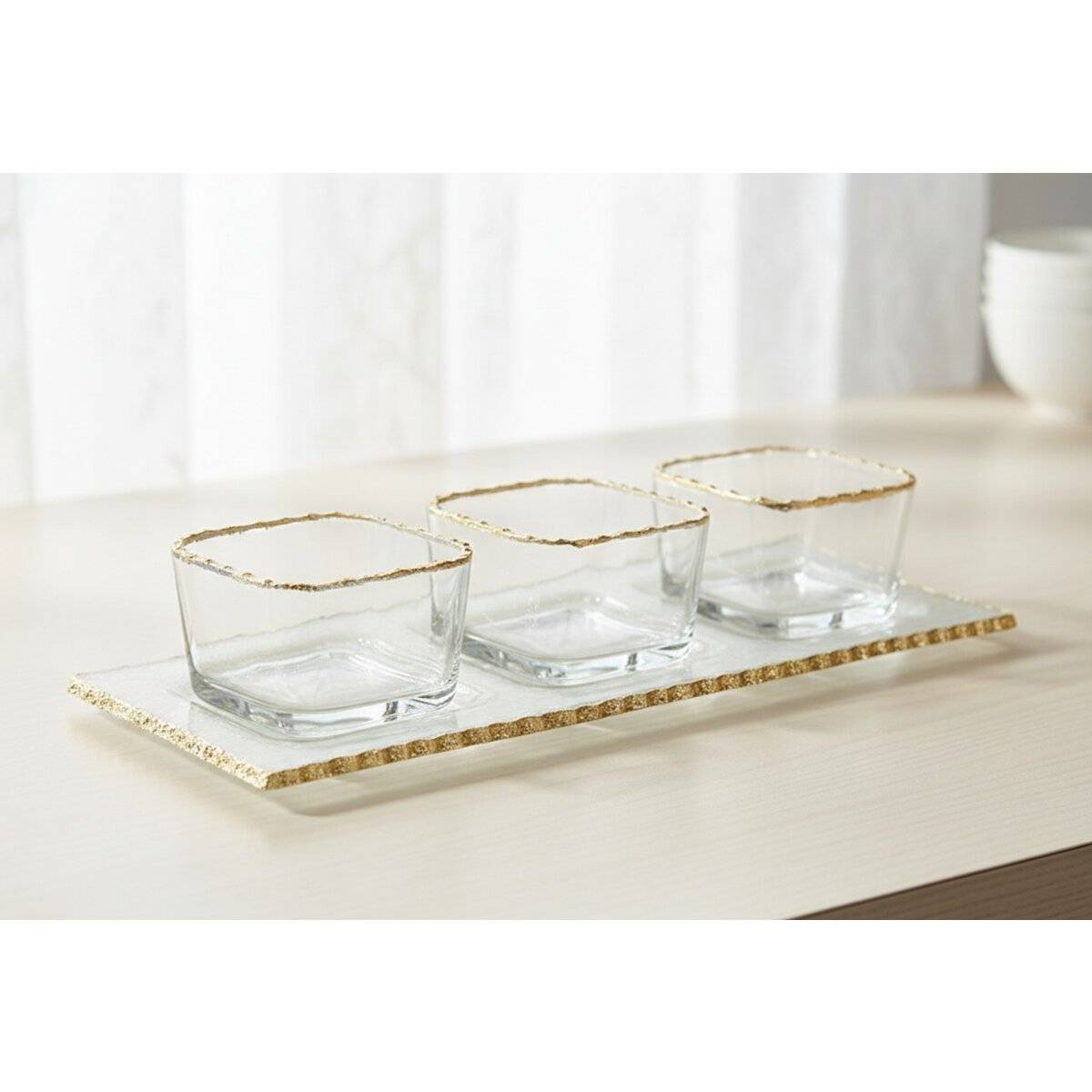 4er Glasschalen-Set mit Goldrand und Tablett - quadratische Dipschalen, 73 ml