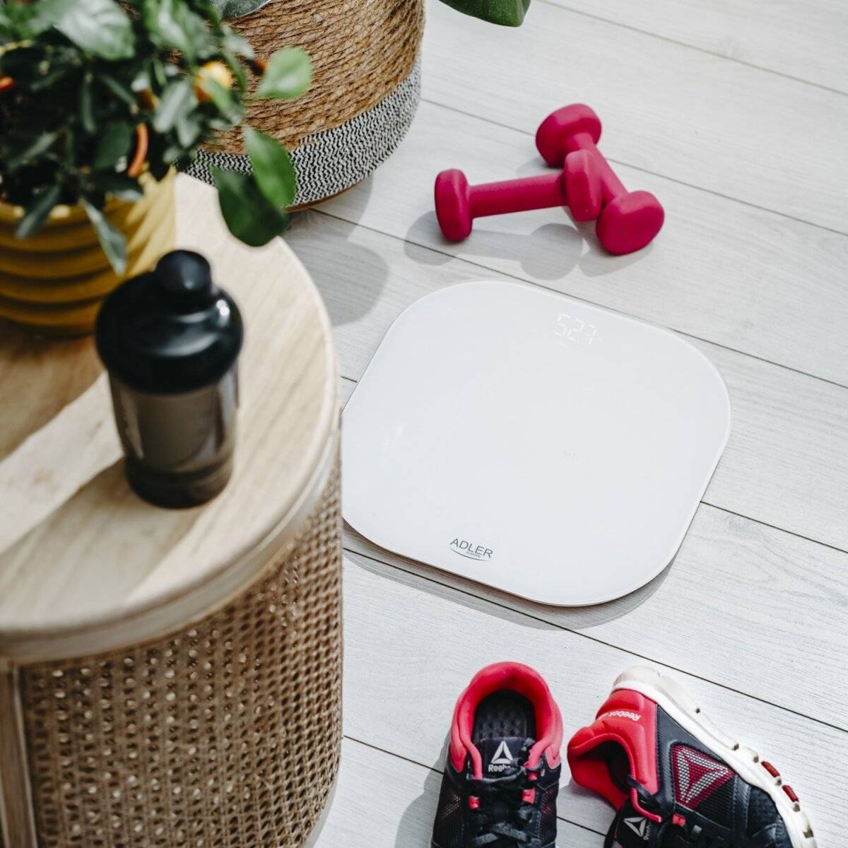 Adler AD 8188 Digitale Personenwaage mit LED-Display, bis zu 180 kg