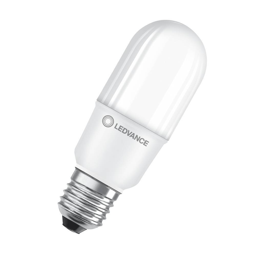 Eine LED-Glühbirne auf weißem Hintergrund mit dem Markennamen „LEDVANCE