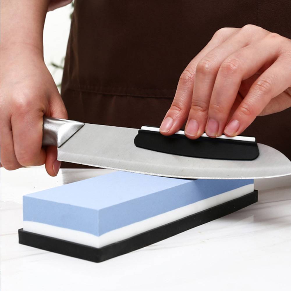 Winkelführung zum Schärfen von Messern mit Wetzstein Black