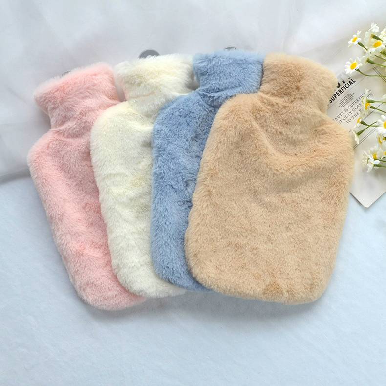 Wärmflasche mit weichem und flauschigem Bezug Beige