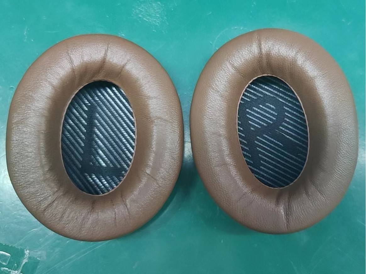 Ohrpolster für Bose QC35. Echtes Leder Khaki