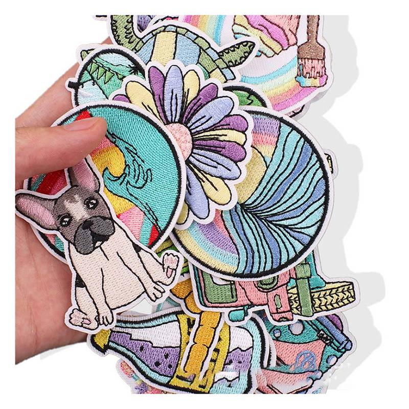 18 aufbügelbare Reparaturflicken für Kleidung MultiColor