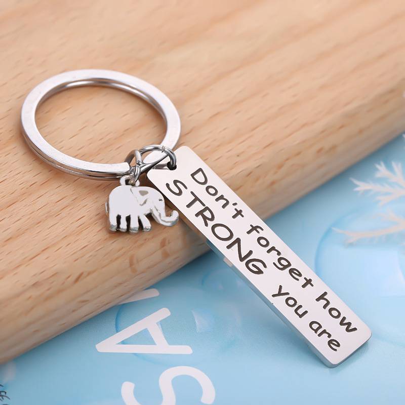 Schlüsselanhänger mit Elefant und inspirierendem Text Silver