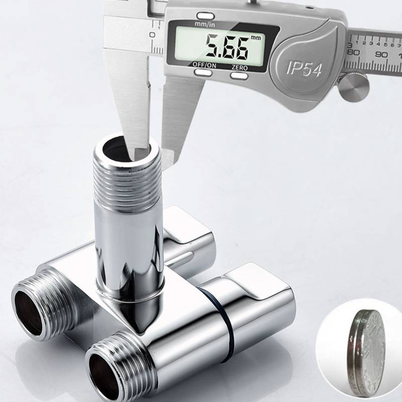 Messing Mini Ein-Einlass 1/2 Zwei-Auslass Universal Wasserverteiler