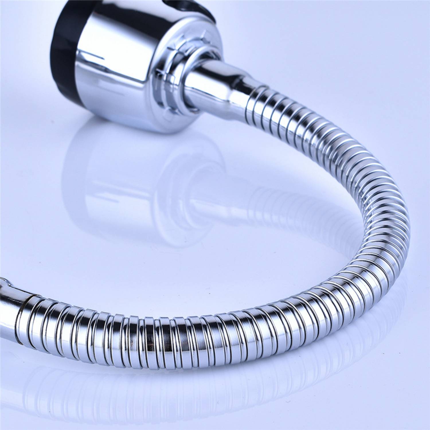 Kaltwasserhahn - 360° schwenkbarer Auslauf