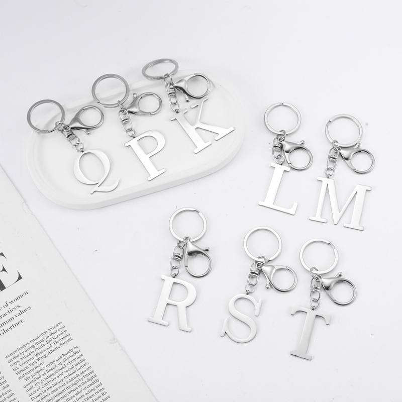 Moderner minimalistischer Buchstaben-Schlüsselanhänger aus Edelstahl M