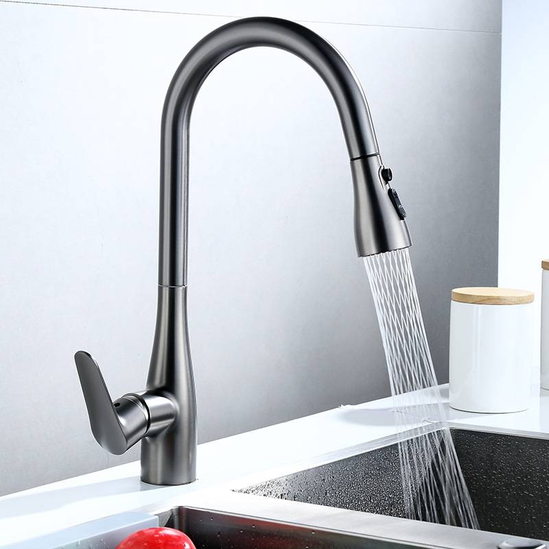 Küchenarmatur mit zwei Klingen und 3 Sprühmodi