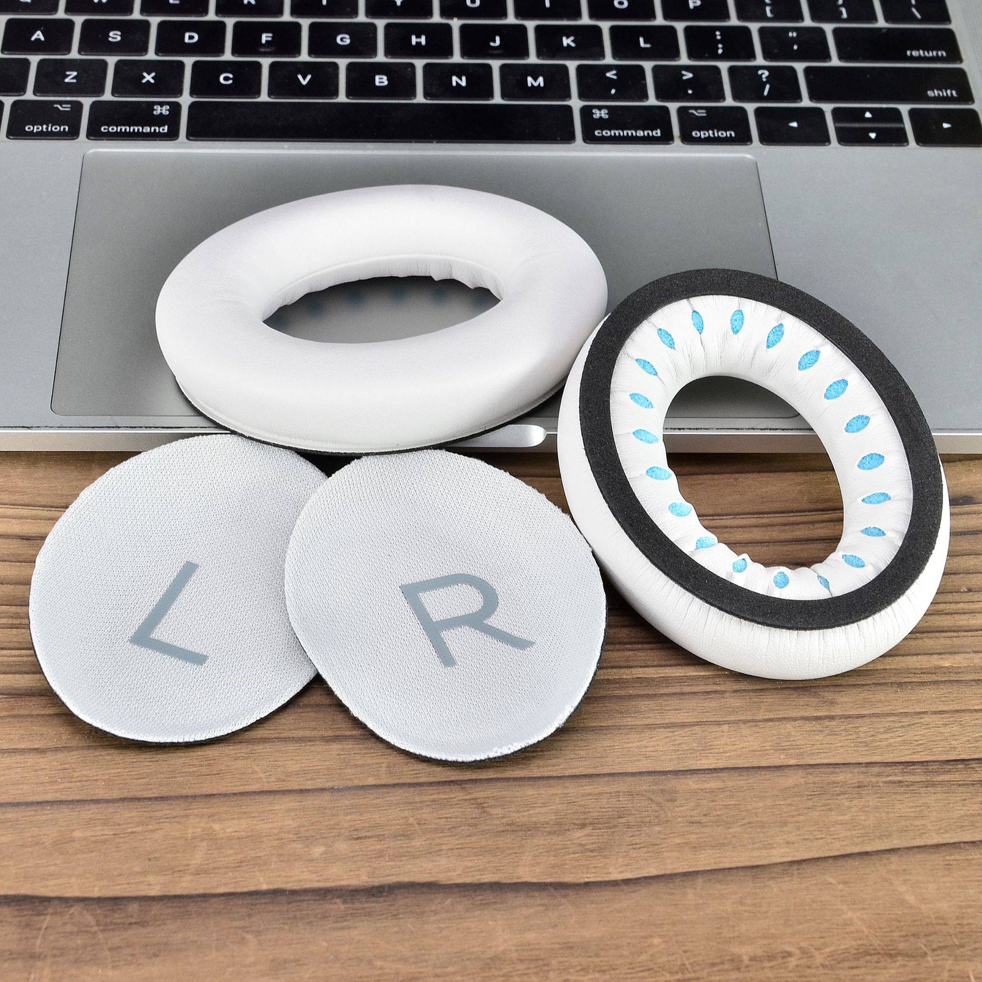 Ersatz-Ohrpolster für Bose QC45 QC35 White