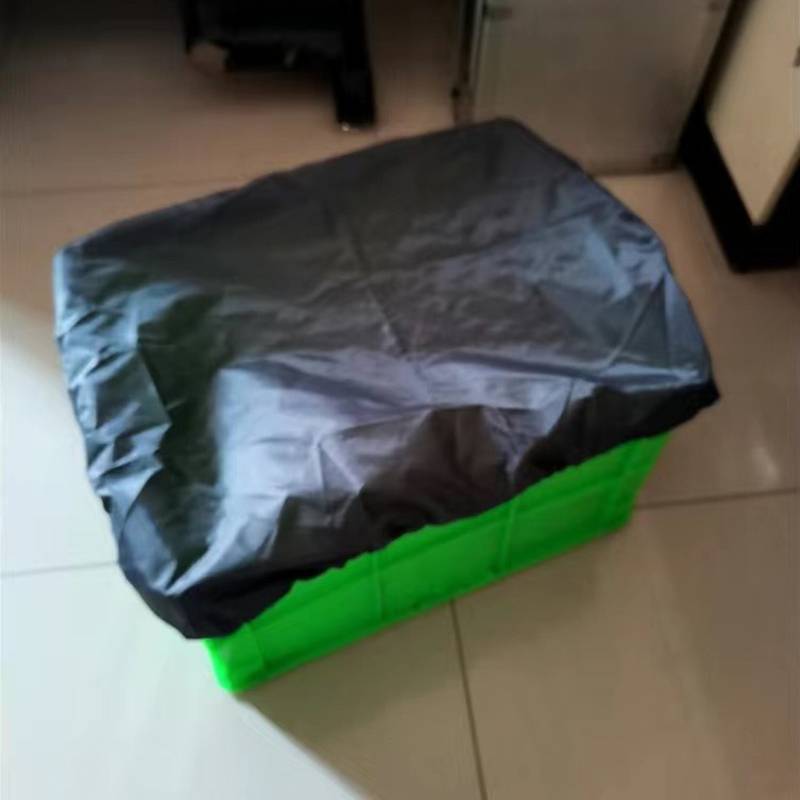 Schwarze Staubschutzhülle - Schützen Sie jetzt Ihre Artikel! M