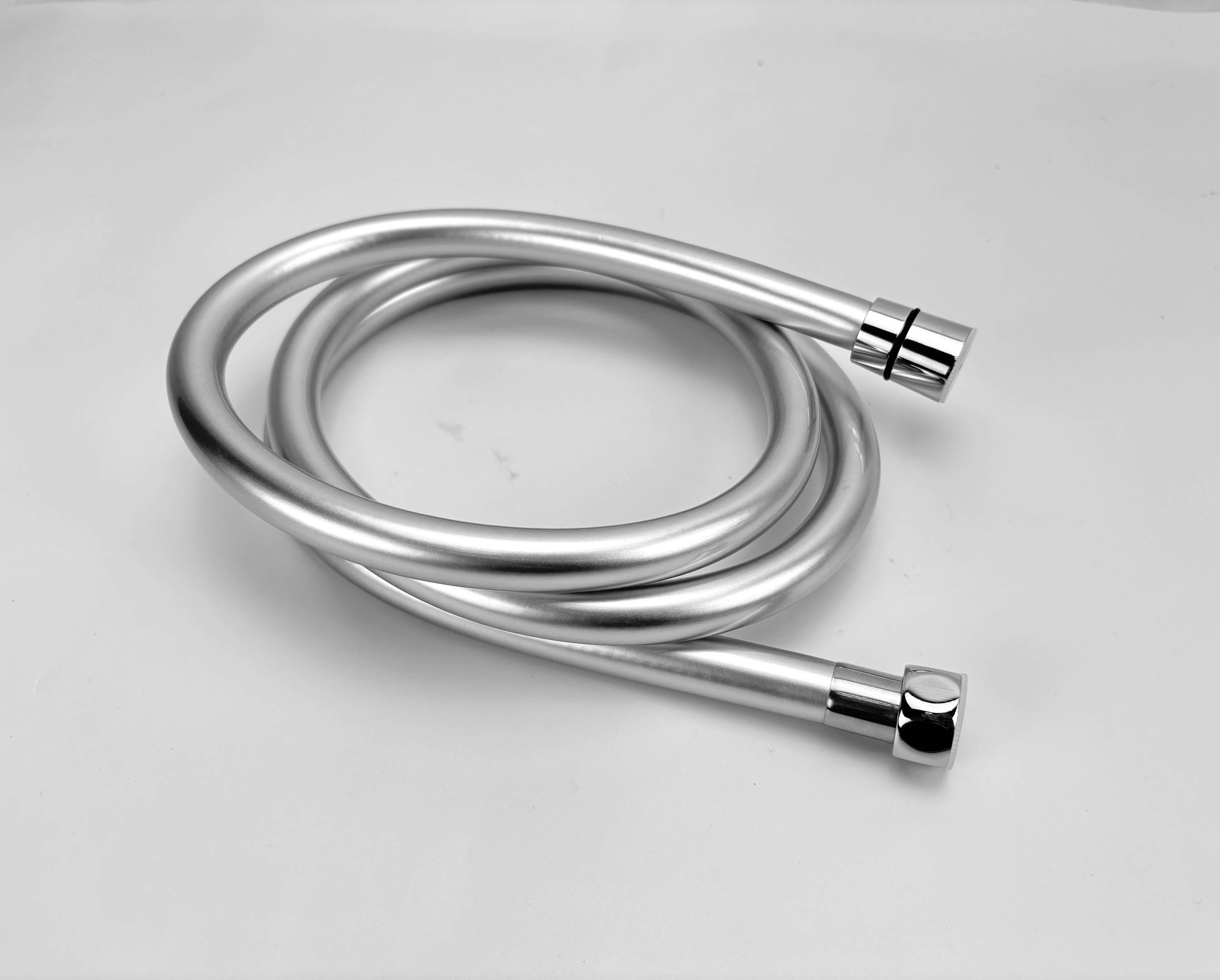 Silberne PVC-Duschschlauch