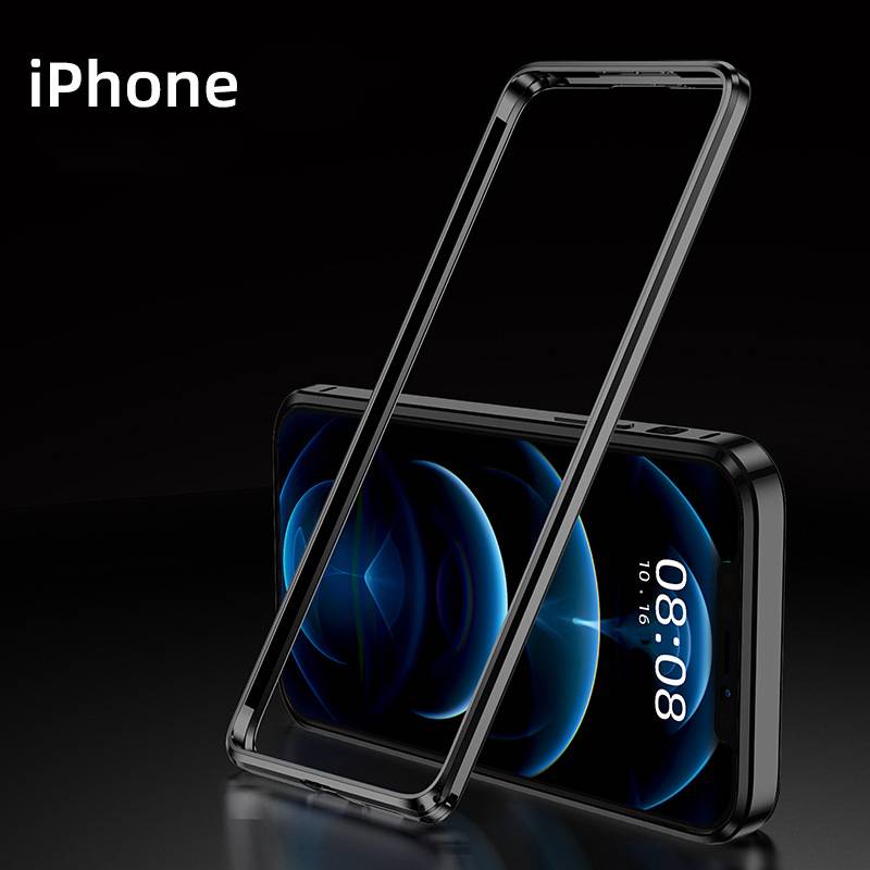 Ein Smartphone unter einem eleganten, transparenten Gehäuserahmen, mit einer Uhr auf dem Bildschirm, die „10:00" anzeigt. Der Text in der Ecke lautet „iPhone"".