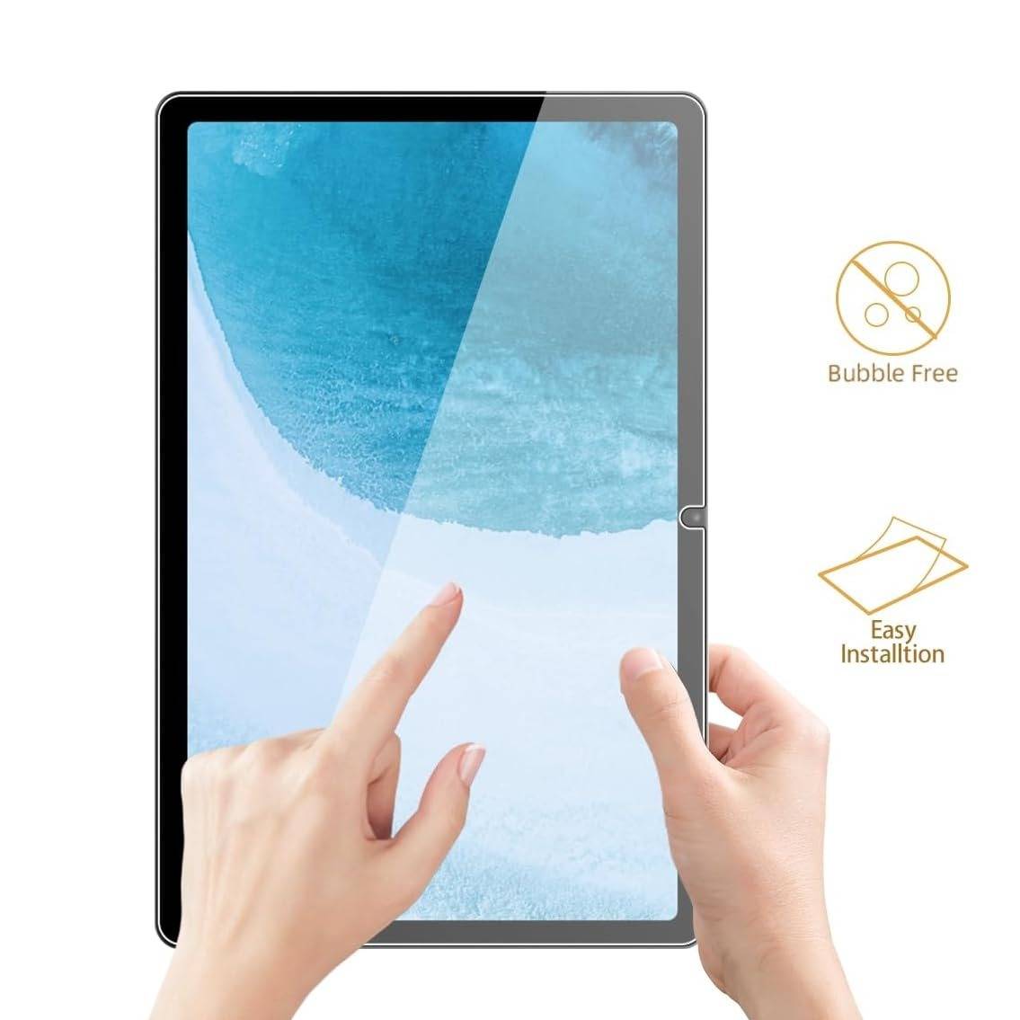 Hände, die eine Displayschutzfolie auf ein Tablet aufbringen, wobei die Funktionen "Blasenfrei"" und ""Einfache Installation"" hervorgehoben werden.