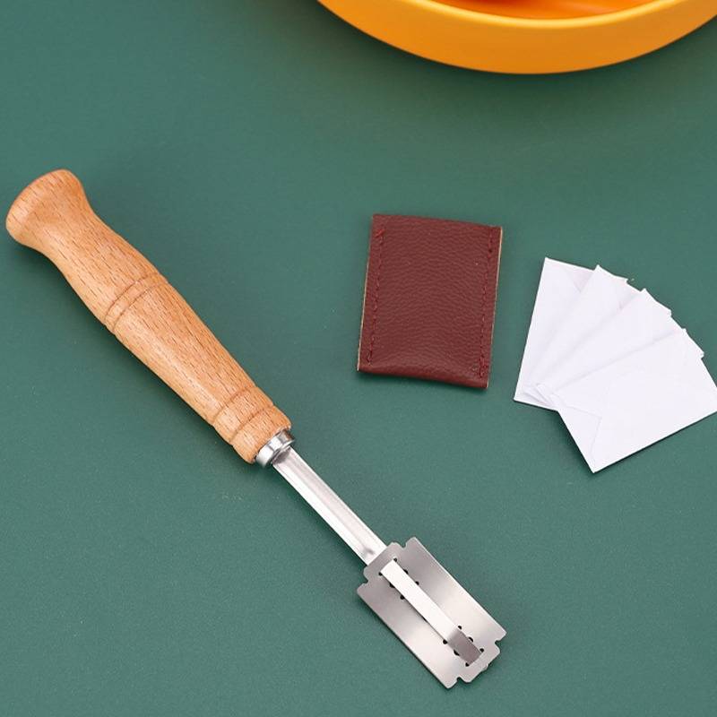 Edelstahl Brotmesser mit 5 Klingen und Lederscheide - Teigschneider mit Holzgriff, kompatibel mit verschiedenen Brotarten
