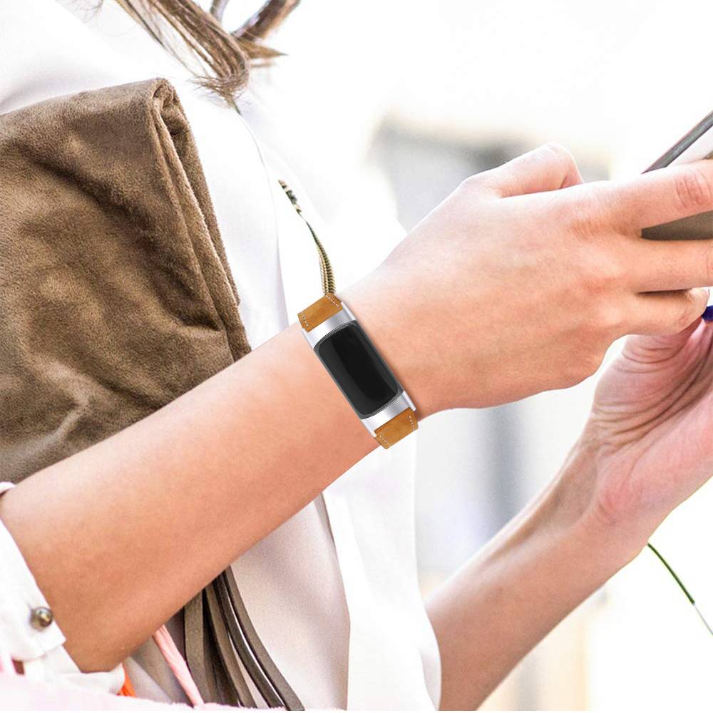 Fitbit Charge 5 Armband aus echtem Leder Braun
