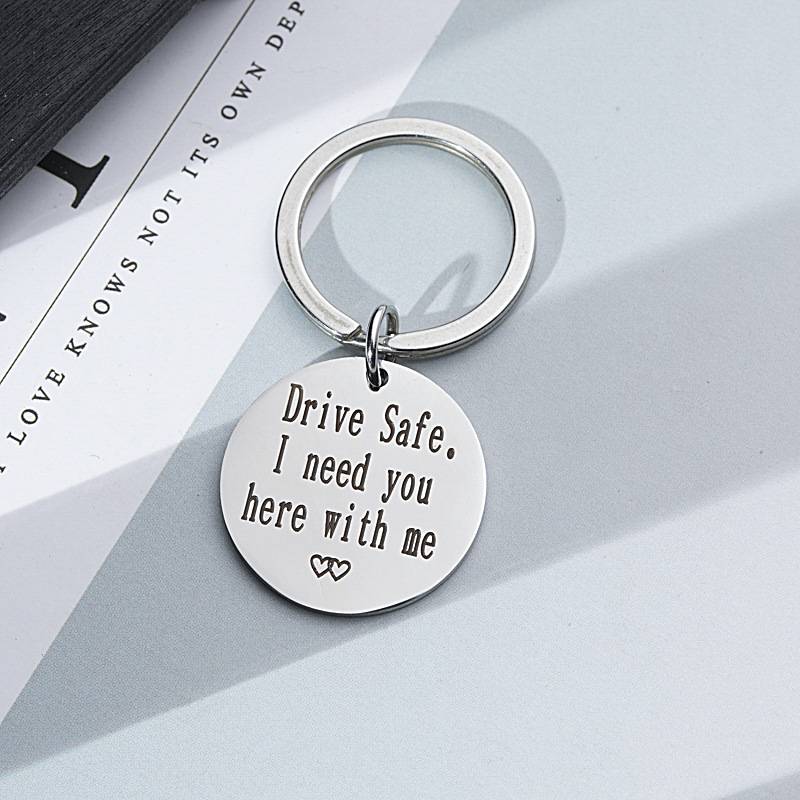 Schlüsselanhänger für Autoschlüssel "Drive Safe" Edelstahl Silber