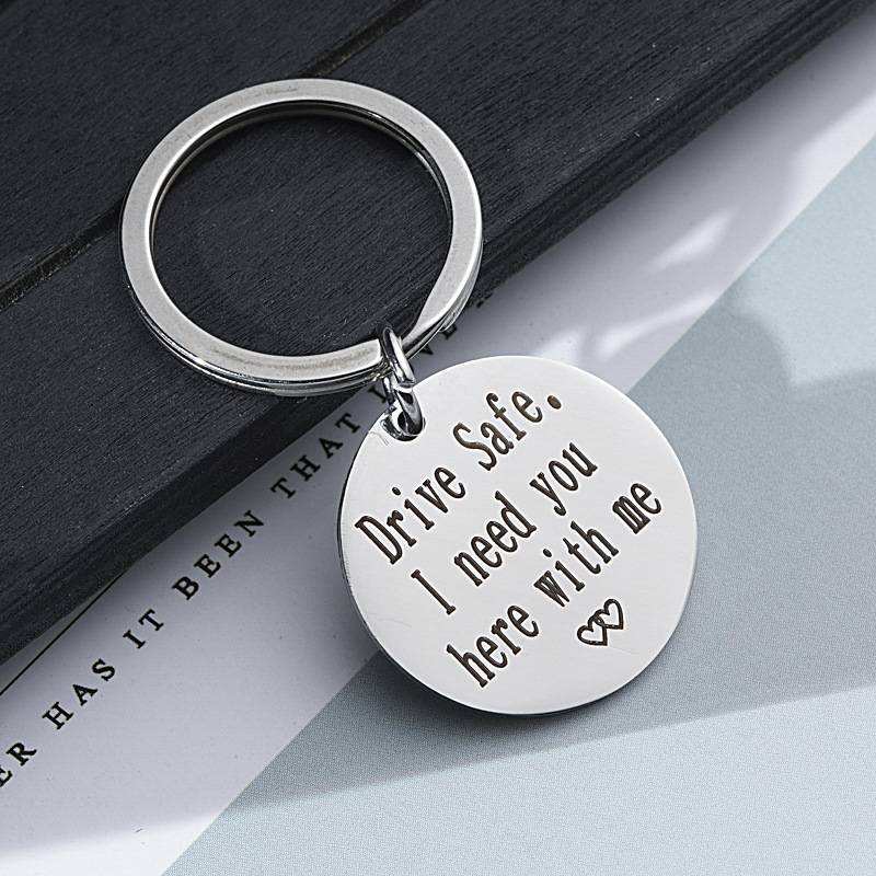 Schlüsselanhänger für Autoschlüssel "Drive Safe" Edelstahl Silber