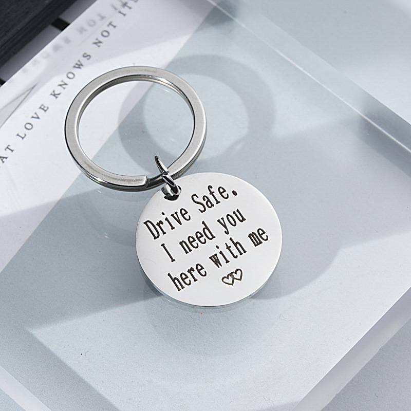 Schlüsselanhänger für Autoschlüssel "Drive Safe" Edelstahl Silber