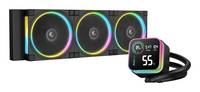 Drei Computer-Kühlventilatoren mit anpassbarer RGB-Beleuchtung in einem Farbverlaufsmuster, jeder mit einem zentralen Logo, neben einer digitalen Anzeige.