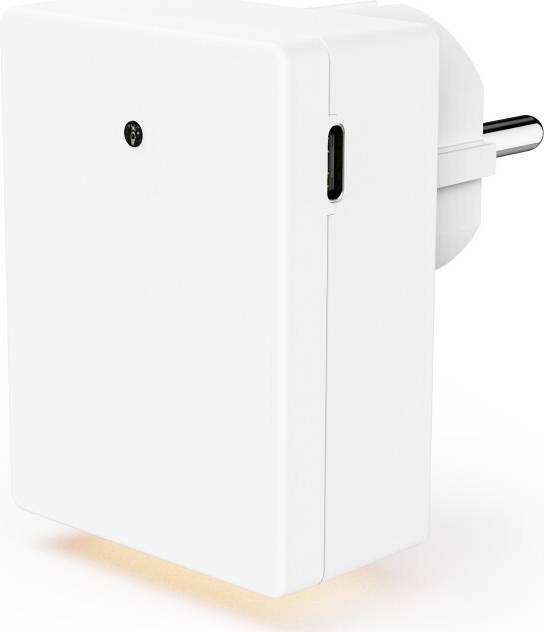 „Eine weiße, wandmontierte intelligente Steckdose mit USB-C-Anschluss an der Seite.