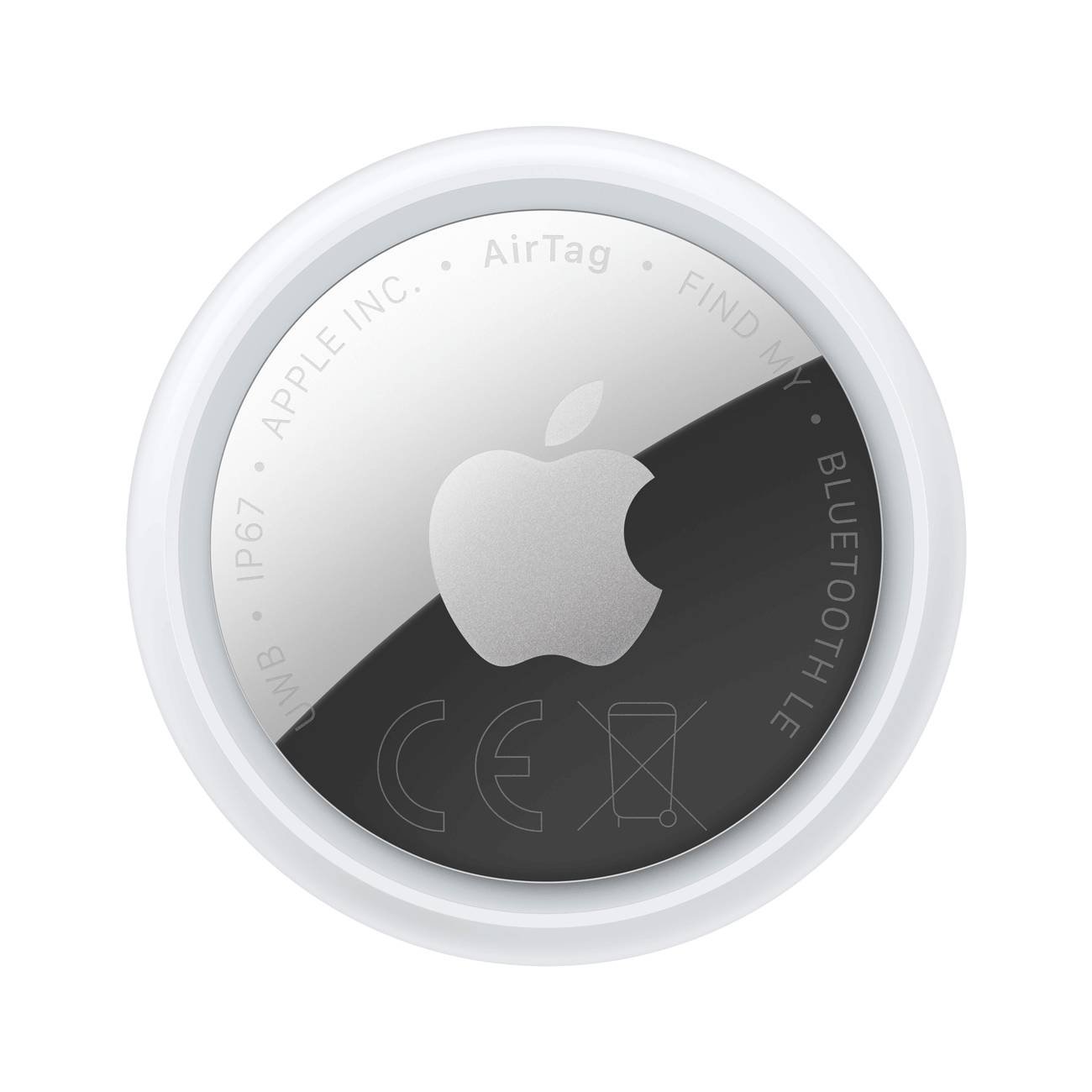 Silber und weiß Apple AirTag mit Apple-Logo, beschriftet mit IP67, Apple Inc., AirTag, Find My, Bluetooth LE, CE, Recycling-Symbol.