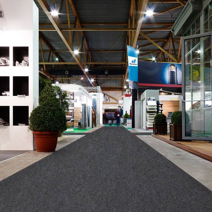 FLOORDIREKT Messeteppich Sintra - Für Messe & Events - Rutschfeste Unterseite - 200 × 500 cm - Dunkelgrau