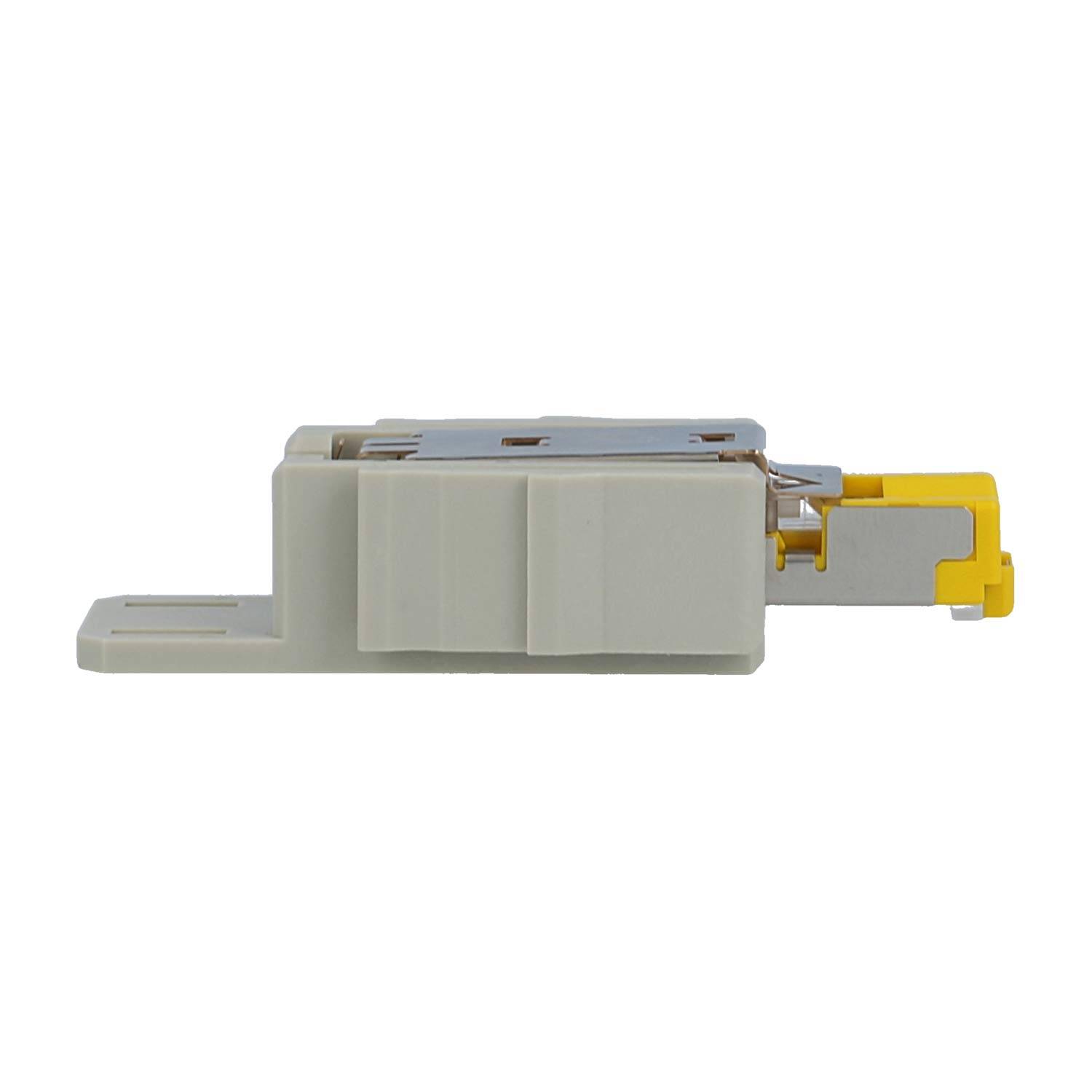 Ein grauer und gelber elektrischer Stecker oder Steckverbinder, der in Seitenansicht auf weißem Hintergrund dargestellt ist.