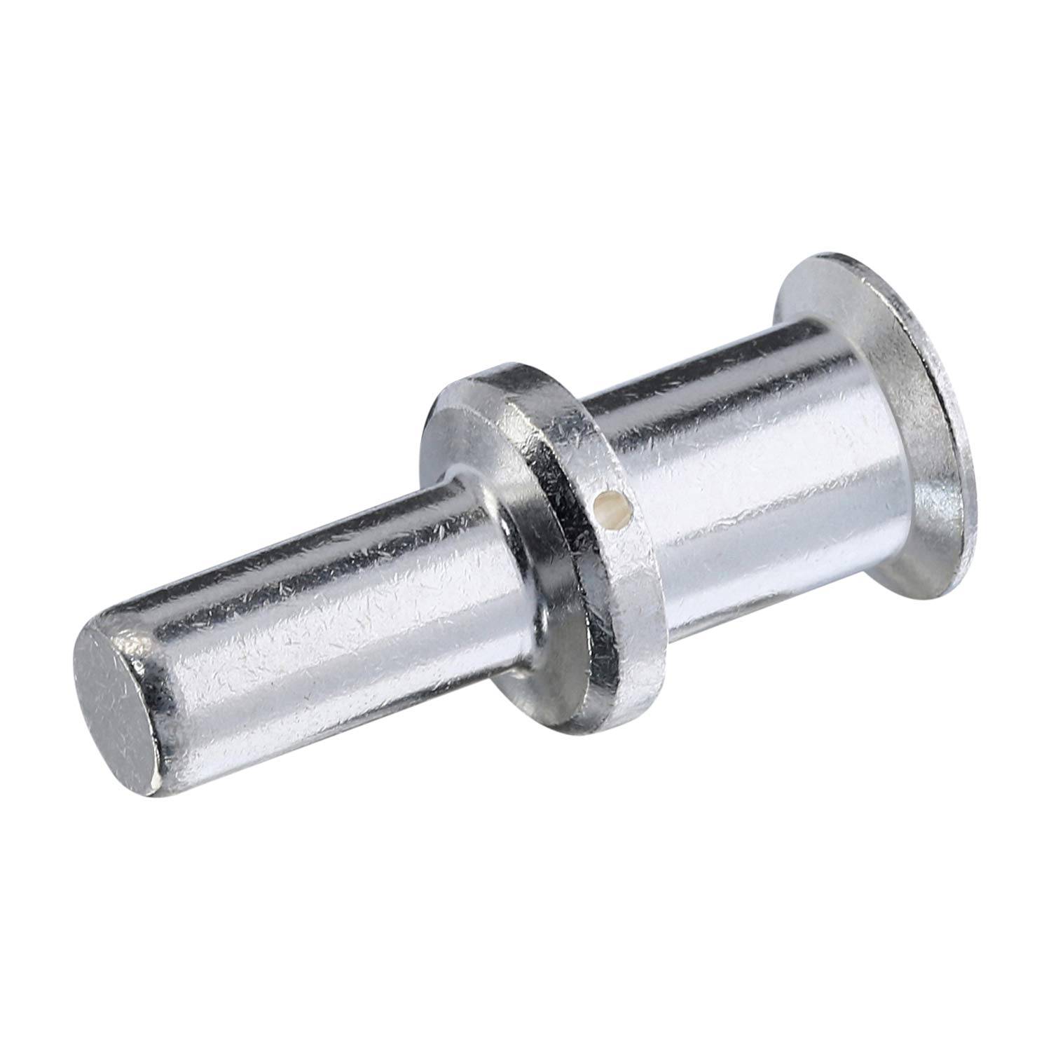 Ein metallischer zylindrischer Dübel mit Schulter und Flansch, isoliert auf weißem Hintergrund dargestellt.