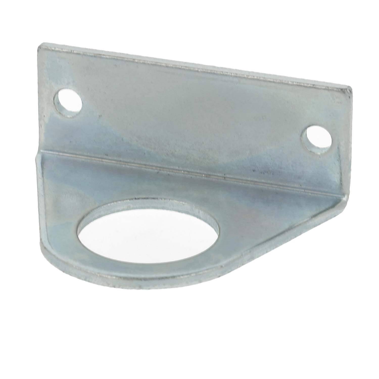 Metallmontageklammer mit zwei kleinen Schraubenlöchern und einer großen kreisförmigen Öffnung.
