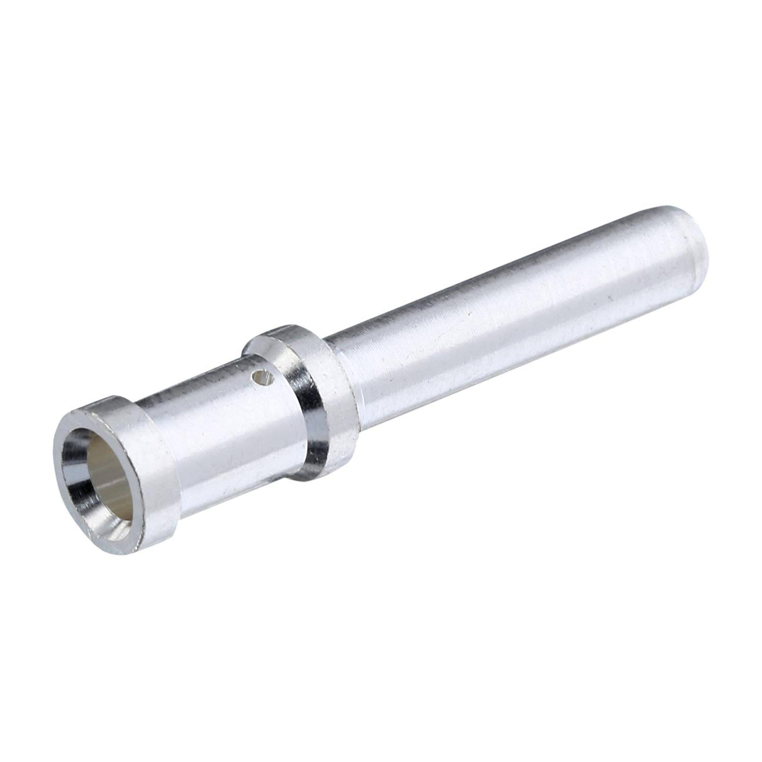 Silbernes zylindrisches Steckverbinder-Fitting aus Metall mit hohler Öffnung und glatter Welle, dargestellt vor weißem Hintergrund.