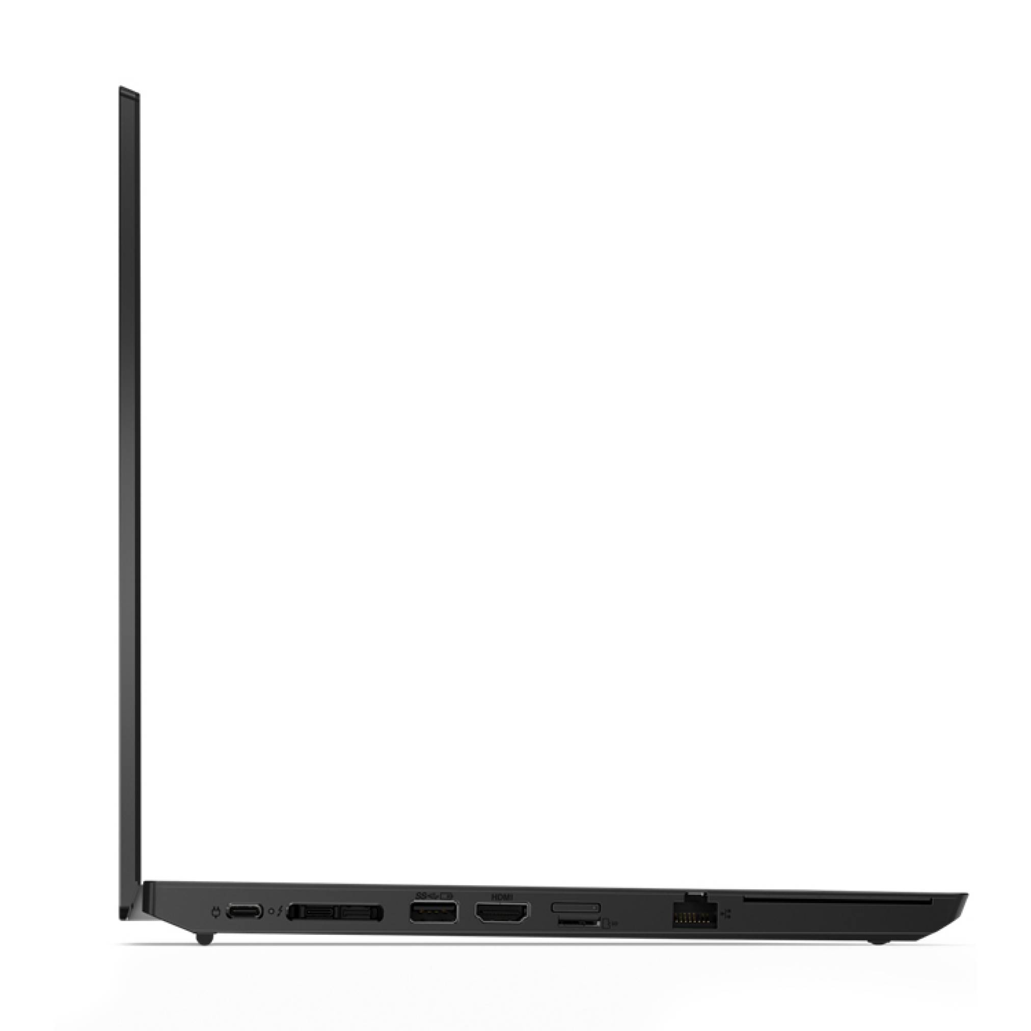 Seitenansicht eines offenen schwarzen Laptops, der einen großen Bildschirm und eine schlanke Basis mit Anschlüssen entlang der linken Kante zeigt.