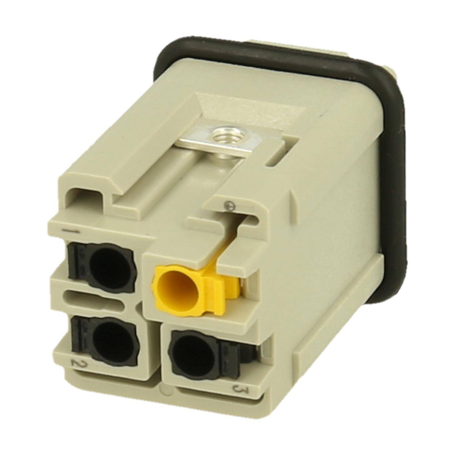 Nahaufnahme eines grauen Elektrosteckers mit vier kreisförmigen Anschlüssen, einem gelben Einsatz und einer schwarzen Rückplatte.
