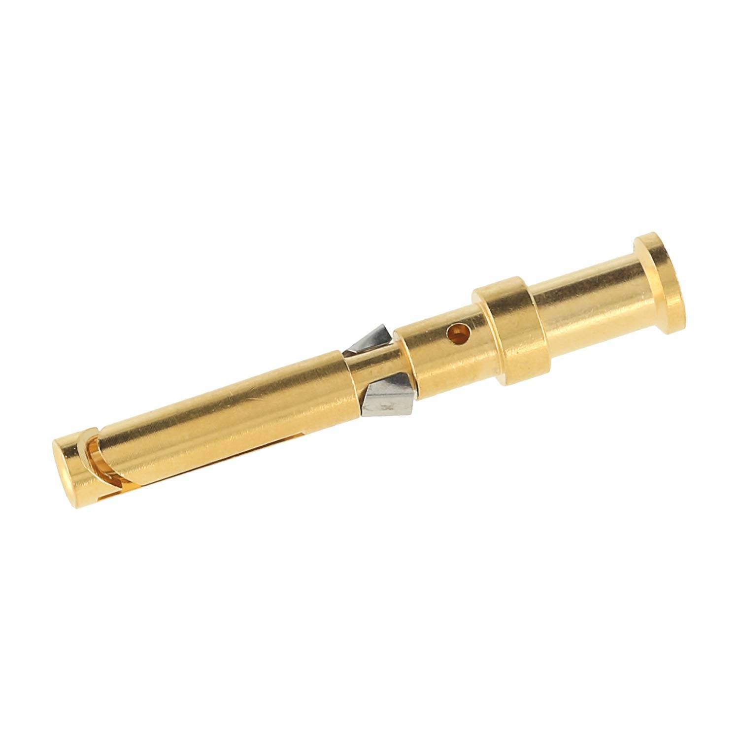 Vergoldeter Metallzylinderstecker oder -stift auf weißem Hintergrund in Nahaufnahme dargestellt.
