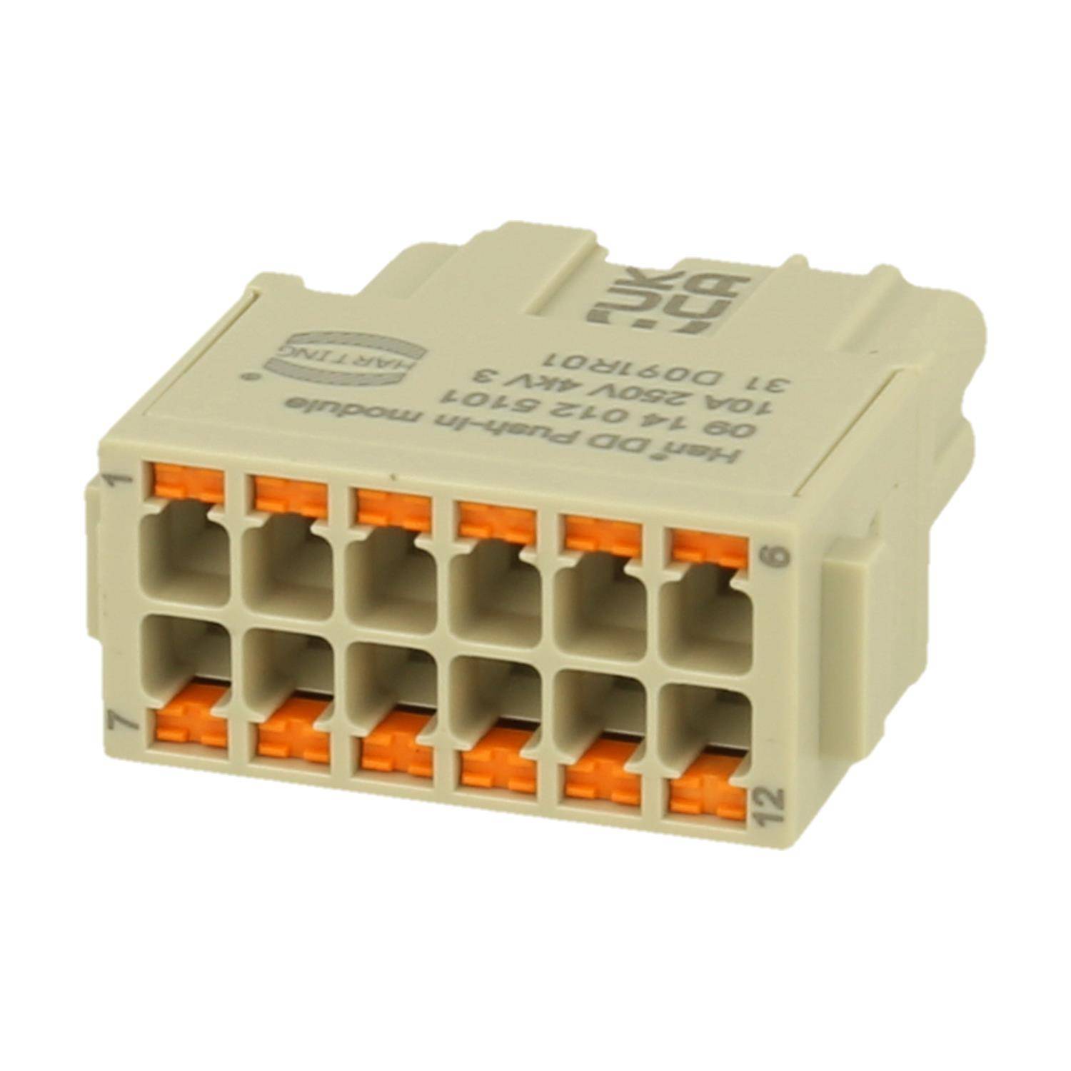Beige Elektrosteckverbinder-Block mit mehreren orangefarbenen Drahtklemmen und aufgedruckten Beschriftungen oben, dargestellt vor weißem Hintergrund.